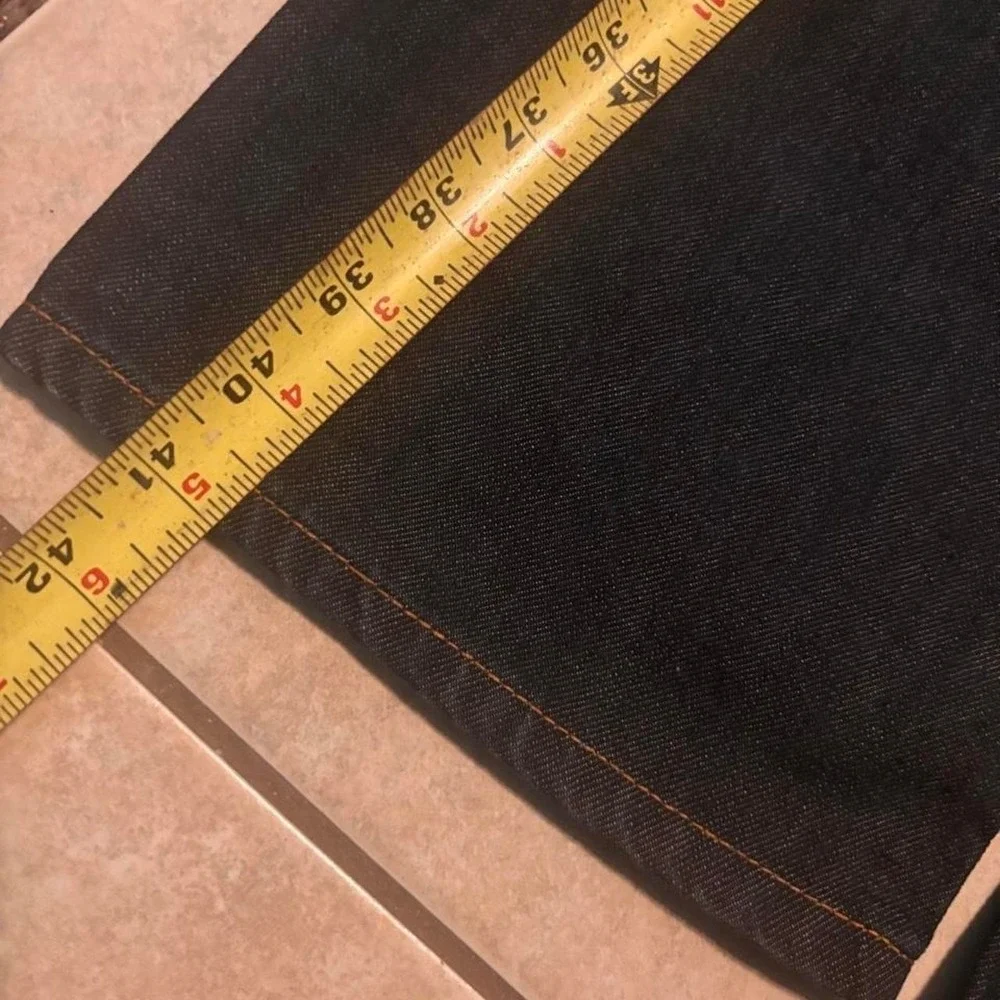 N/A black baggy